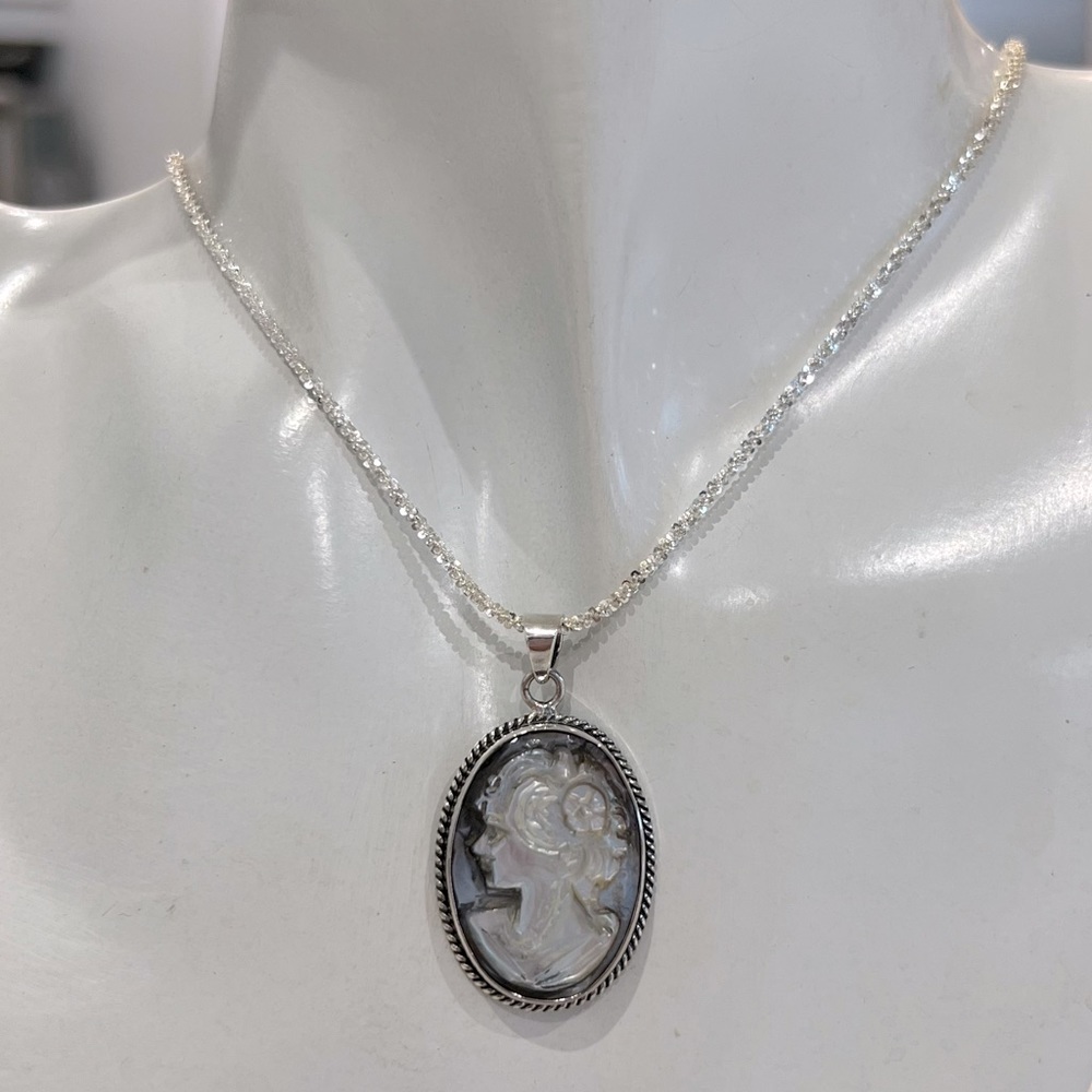 Sterling Silver Cameo Pendant ONLY - Picture 2 of 14